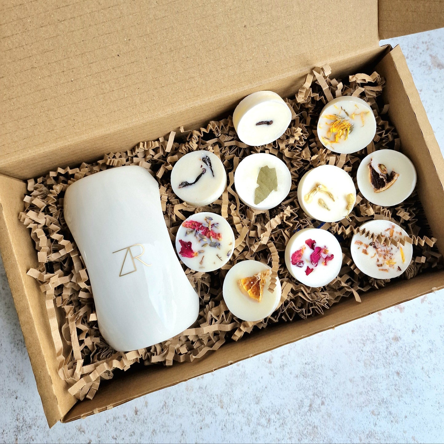 Signature Scent Wax Melter & Soy Melt Gift Set