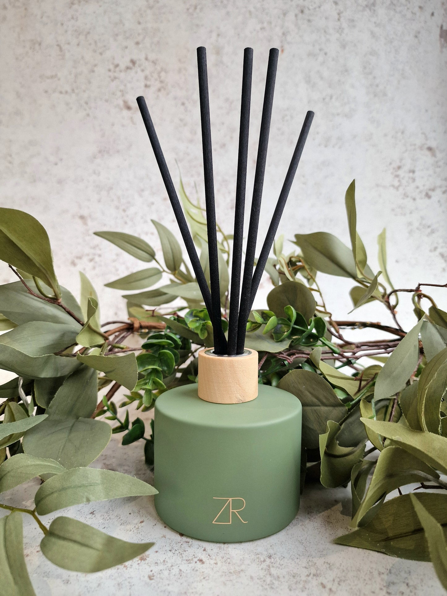 Christmas Signature Glass Reed Diffuser Set