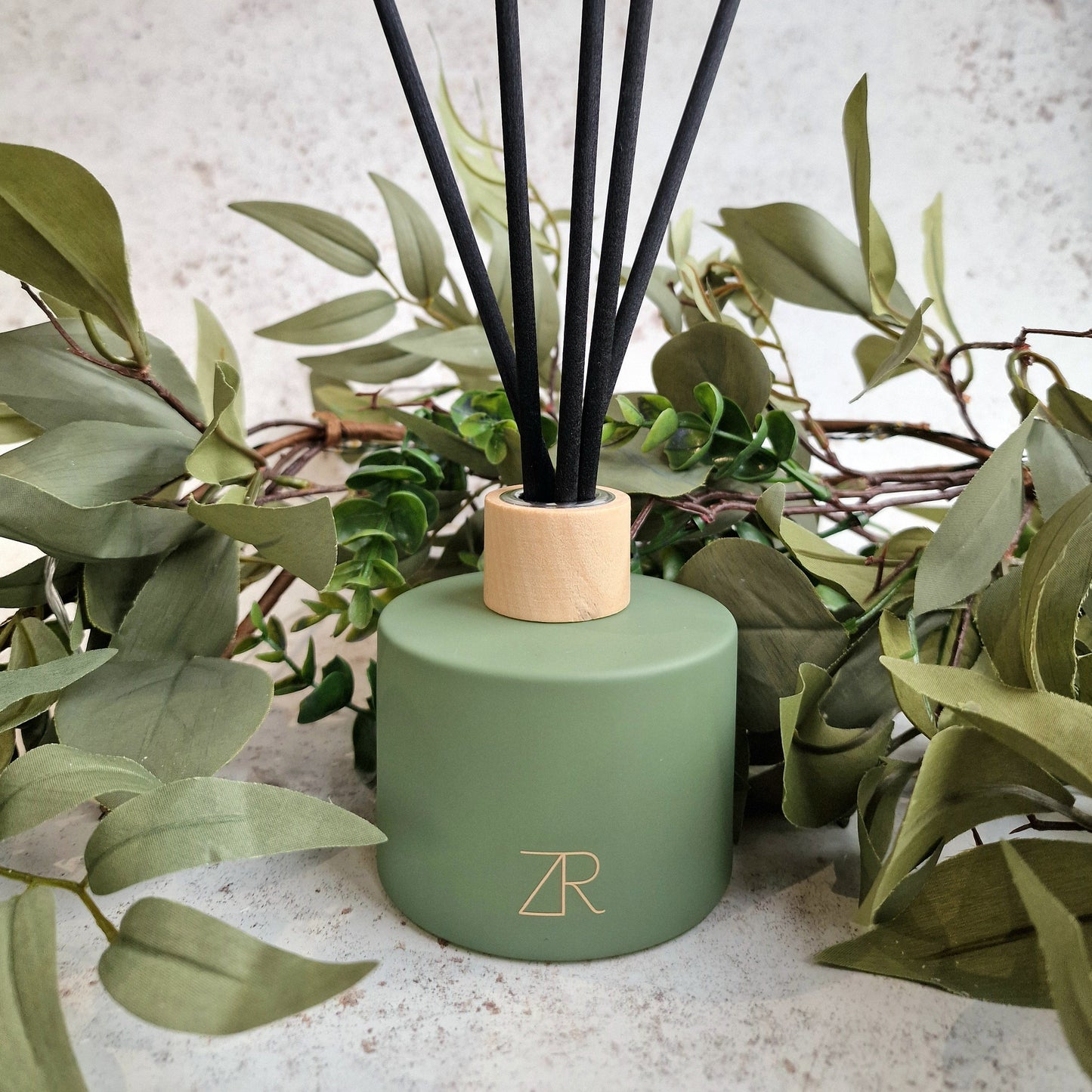 Christmas Signature Glass Reed Diffuser Set